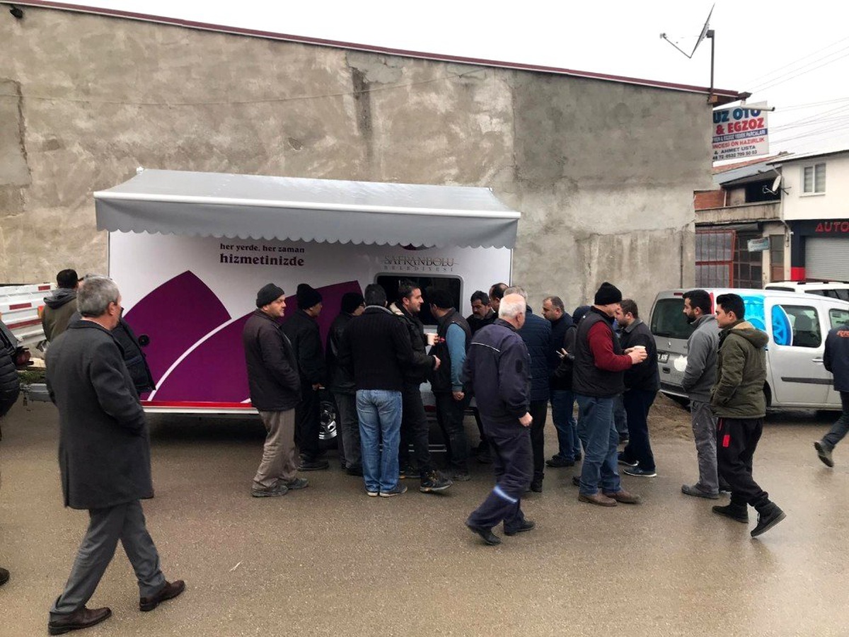 Safranbolu Belediyesi\'nden sabahları ücretsiz sıcak çorba servisi