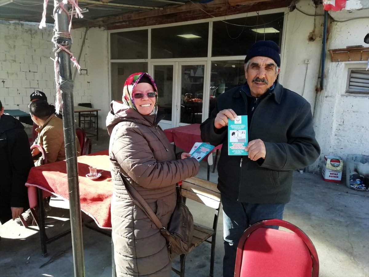 Sandıklı\'da vatandaşlar verem konusunda bilgilendirildi