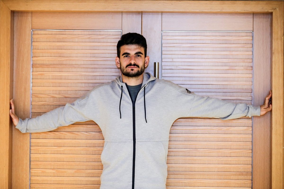 Sivassporlu futbolcu Fatih: "Başakşehir ve Fenerbahçe\'nin güçlü rakiplerimiz olabileceğini...