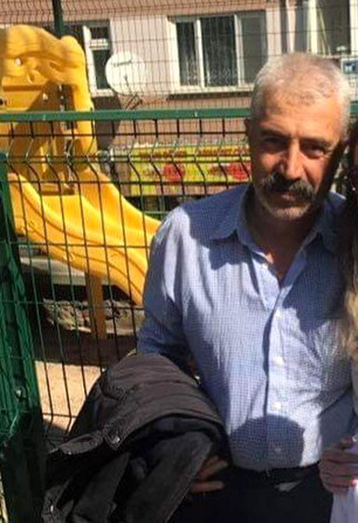 Tarlada çalışırken kalp krizi geçiren çiftçi hayatını kaybetti