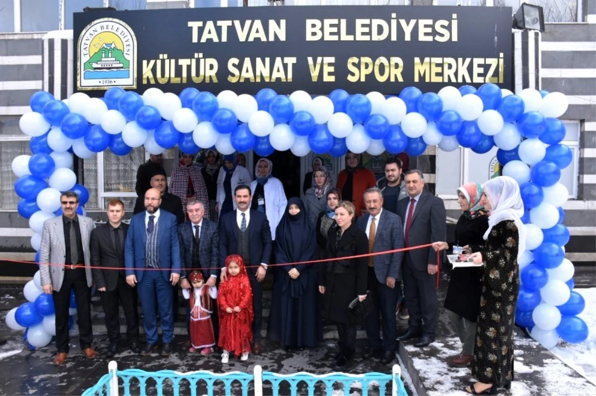 Tatvan Belediyesi Kültür, Sanat ve Spor Merkezi açıldı