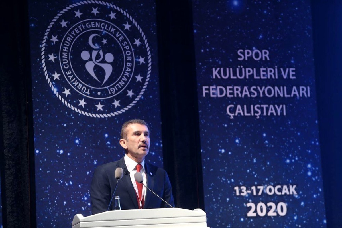 TFF\'den, Spor Kulüpleri ve Federasyonları Çalıştayı\'nda "UEFA Grow" sunumu