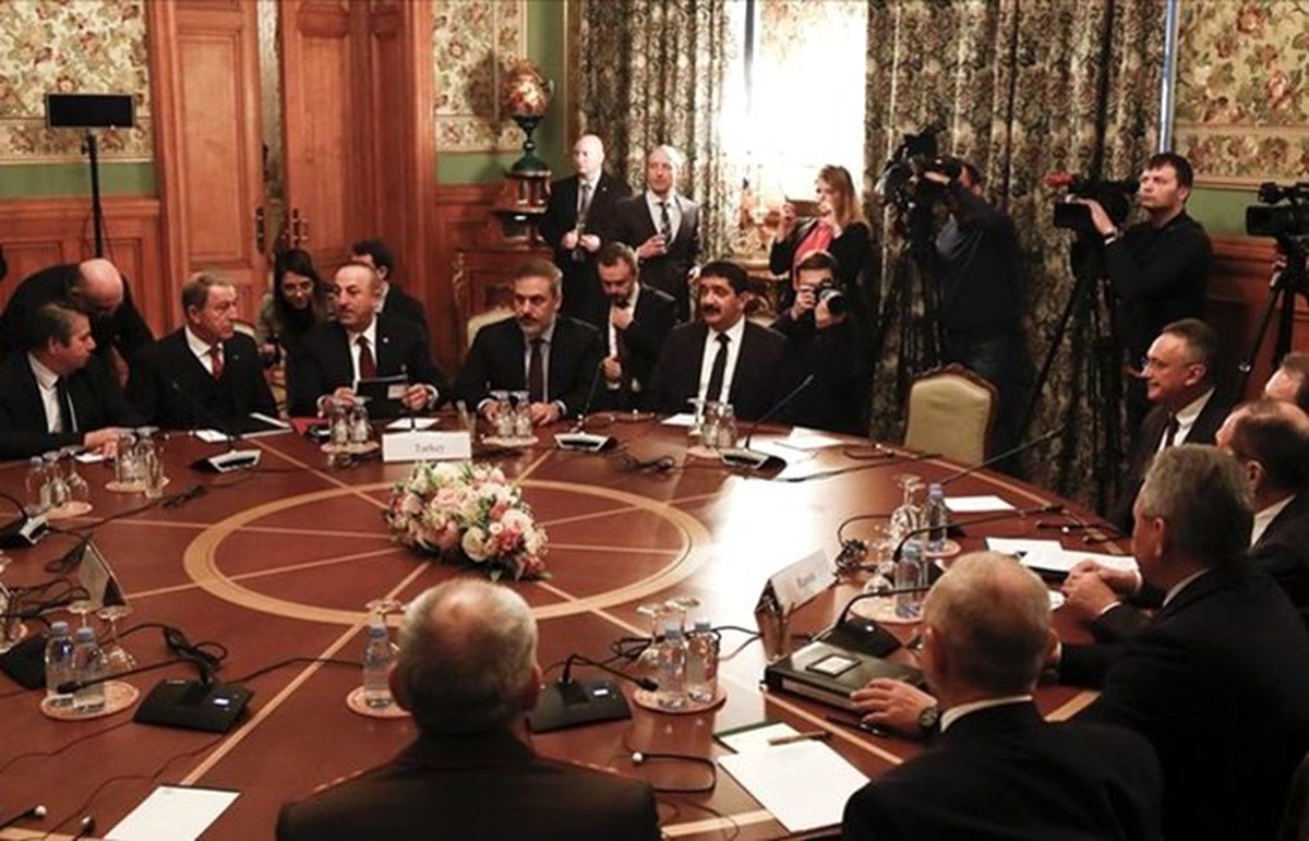 Türk ve Rus heyetlerin Libya\'da kalıcı ateşkes için Moskova\'daki görüşmesi başladı