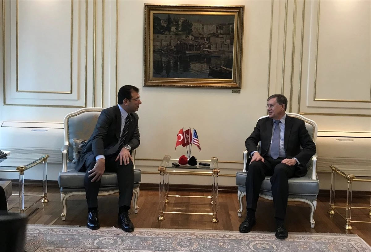 ABD\'nin Ankara Büyükelçisi Satterfield, İstanbul Büyükşehir Belediyesini ziyaret etti