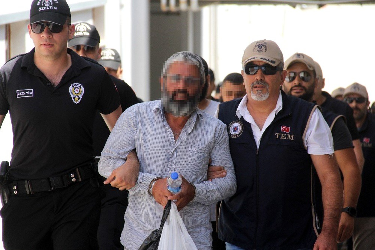 Adana polisi 9 kişiyi terör örgütlerinin elinden kurtardı