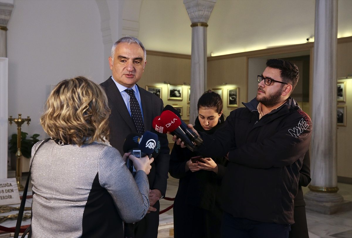 Bakan Ersoy, Müzede Selfie Günü etkinliğine katıldı Açıklaması