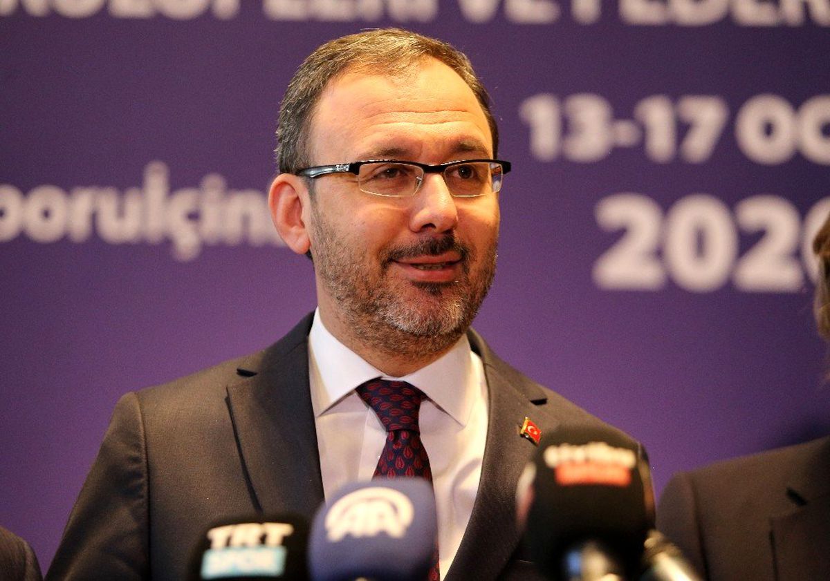 Bakan Kasapoğlu: "İnşallah sorunları hatalarla yüzleşerek çözeceğiz"
