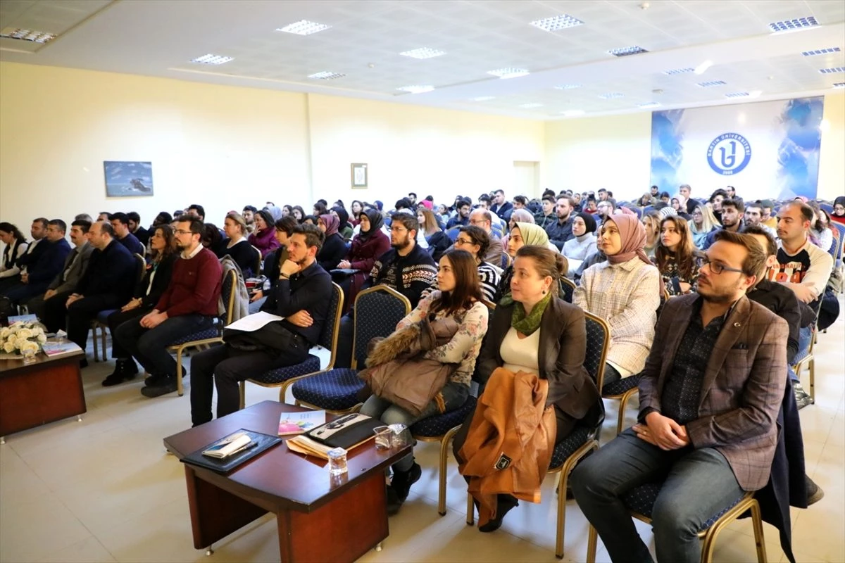Bartın Üniversitesi\'nde "Türkiye\'de Geleneksel ve Tamamlayıcı Tıp" konferansı düzenlendi