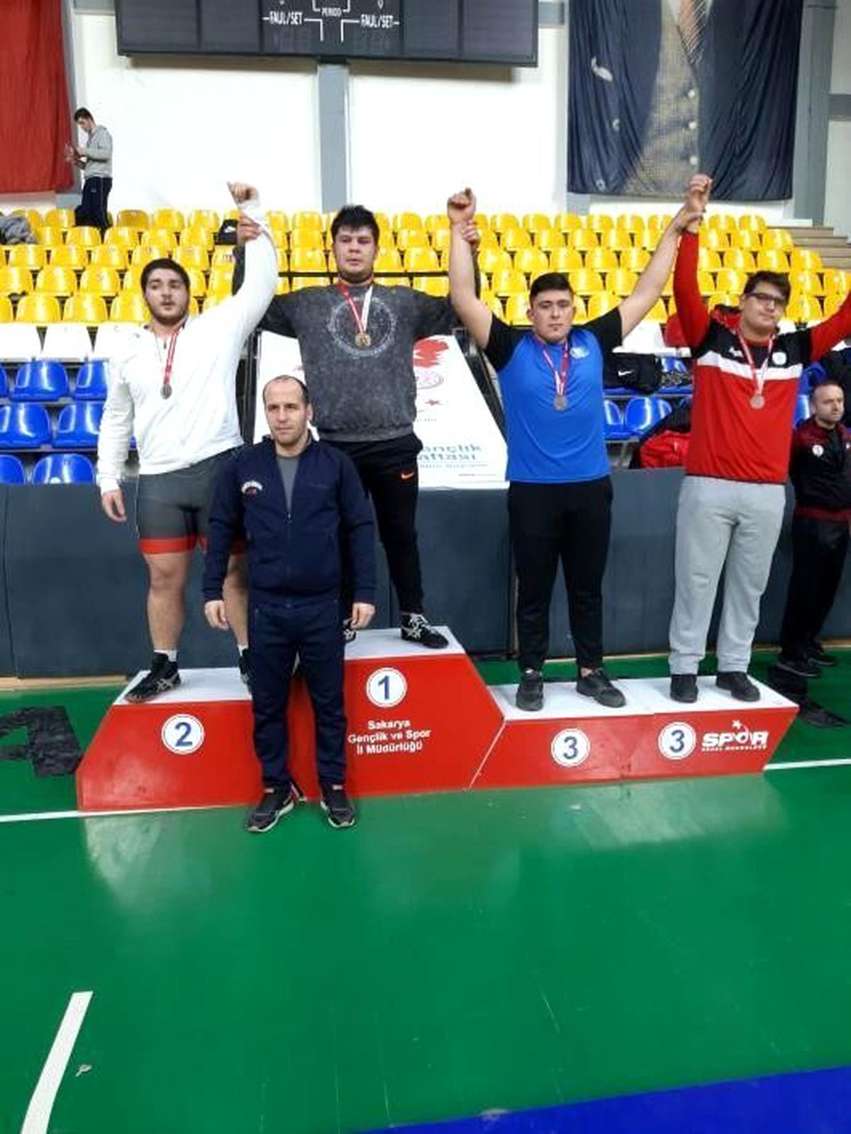 Çaycumalı öğrenci bronz madalya kazandı