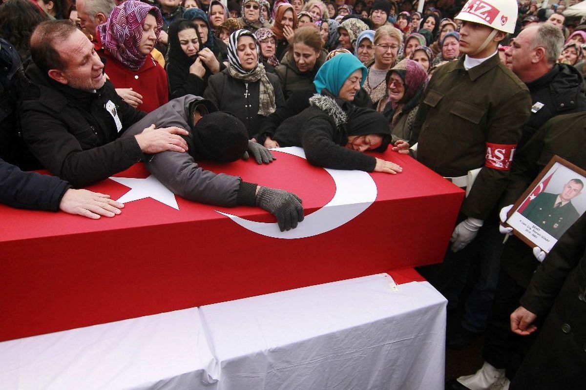 Edirne\'li şehit son yolculuğuna uğurlandı