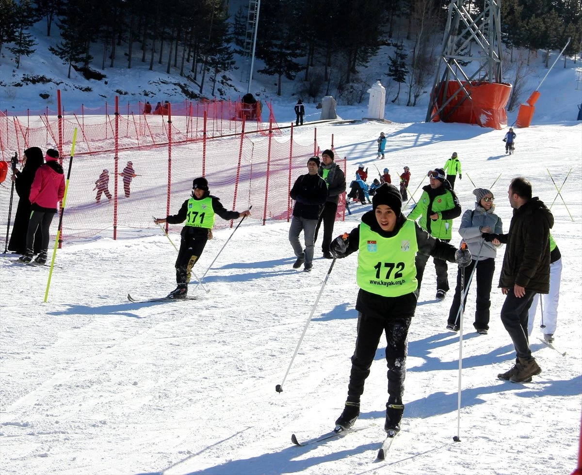 Erzurum\'da "Özel Sporcular Türkiye Kayak Şampiyonası" heyecanı