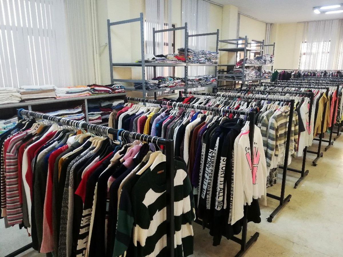 Esenyurt Belediyesi\'nden ihtiyaç sahibi ailelere yardım eli