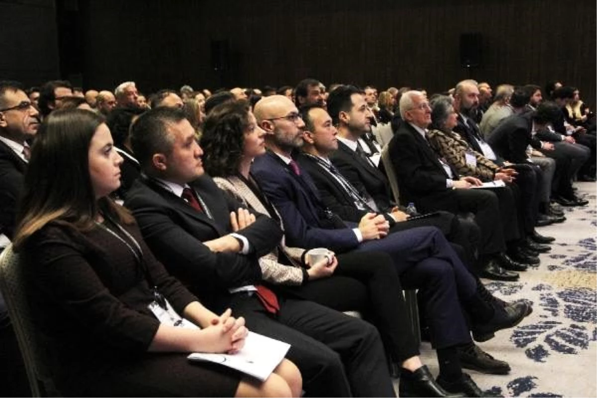 İnşaat ve Konut Konferansı Türk inşaat sektörünü bir araya getirdi