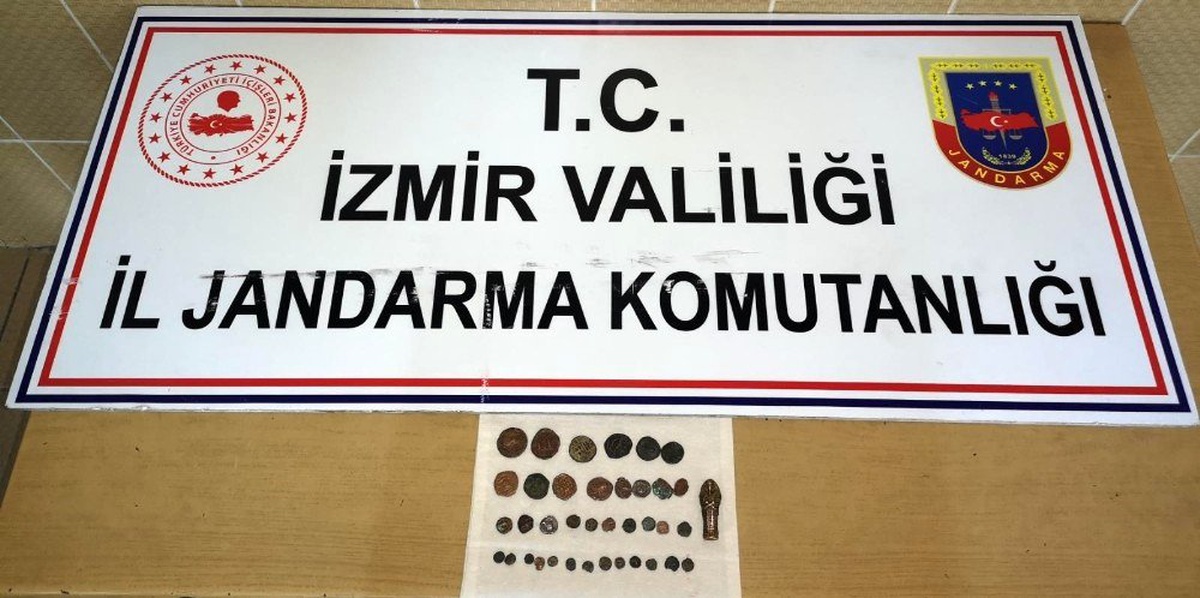 İzmir\'de tarihi eser operasyonu