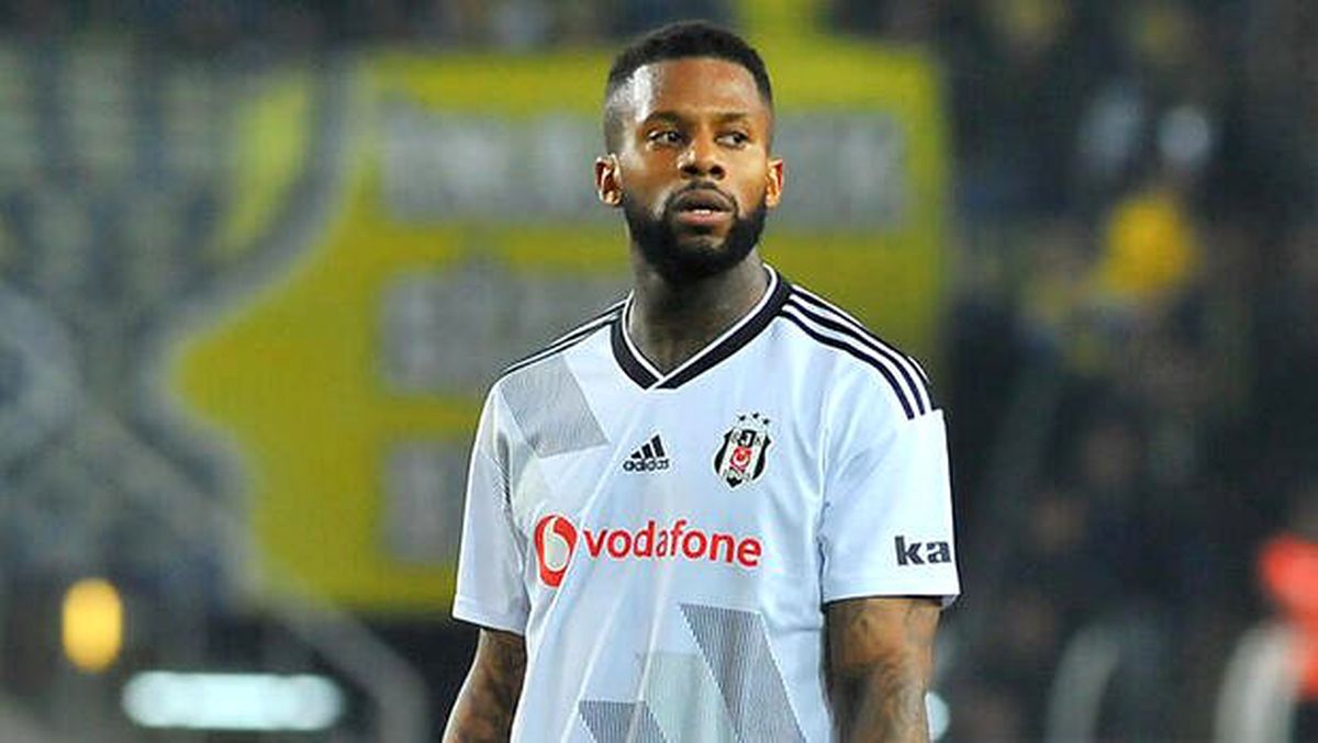 Jeremain Lens bir ay yok