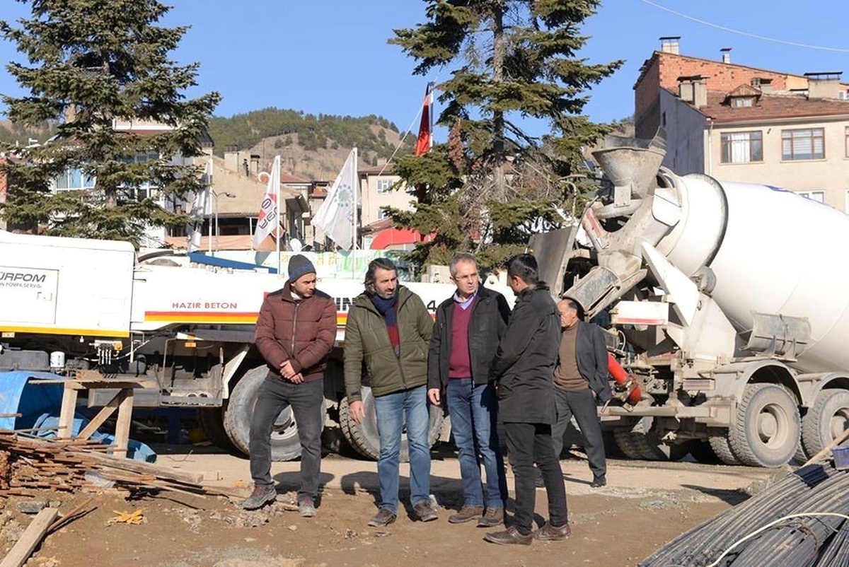 Kaymakam Pişkin, Hükümet Konağı inşaatında incelemelerde bulundu