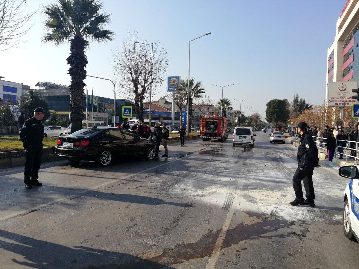 Kazaya karışan araçlardan biri alev aldı: 2 yaralı