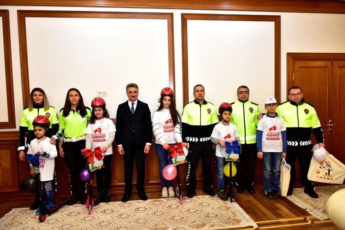 "Kemerin Ses Getirsin" projesinde Malatya\'ya 4 ödül