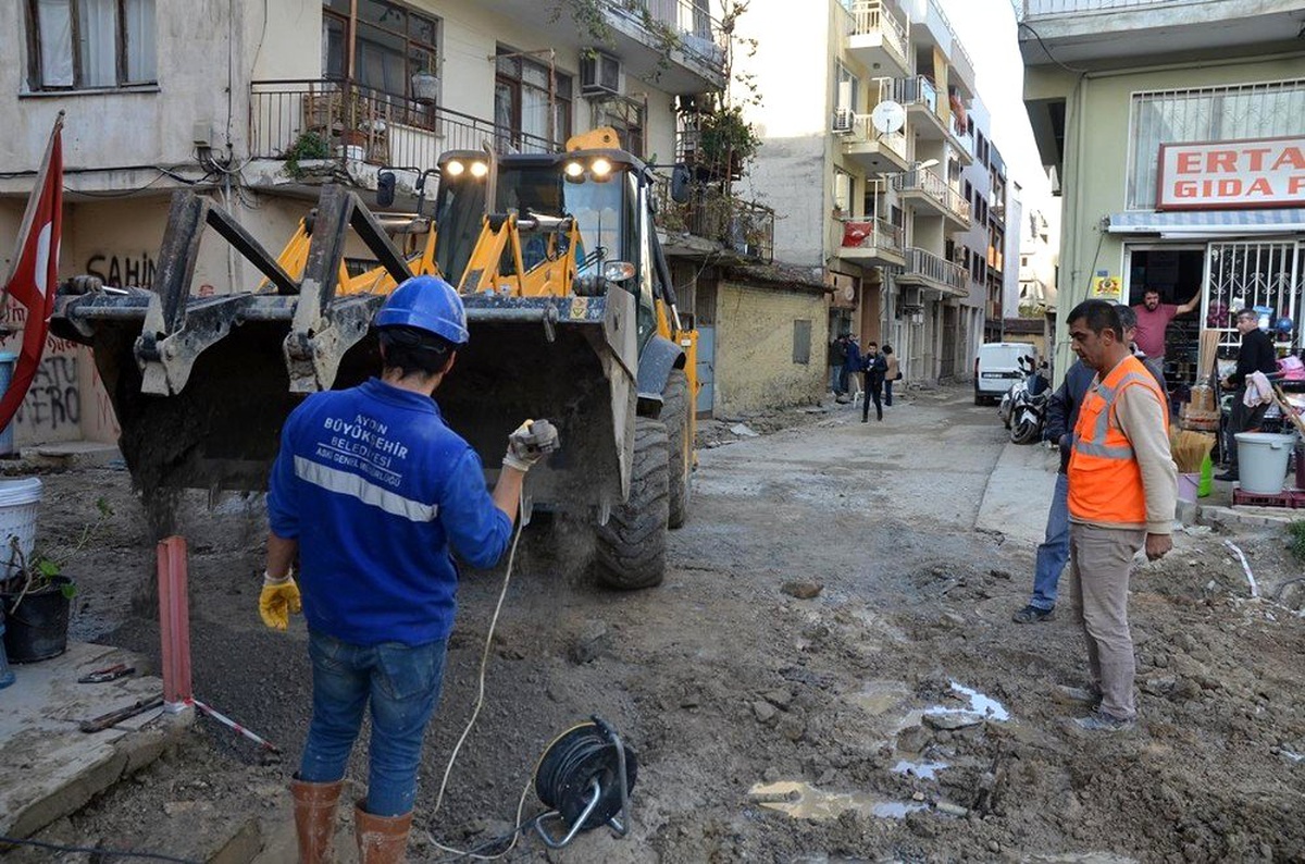 Kuşadası\'nda güç birliği hizmete dönüşüyor