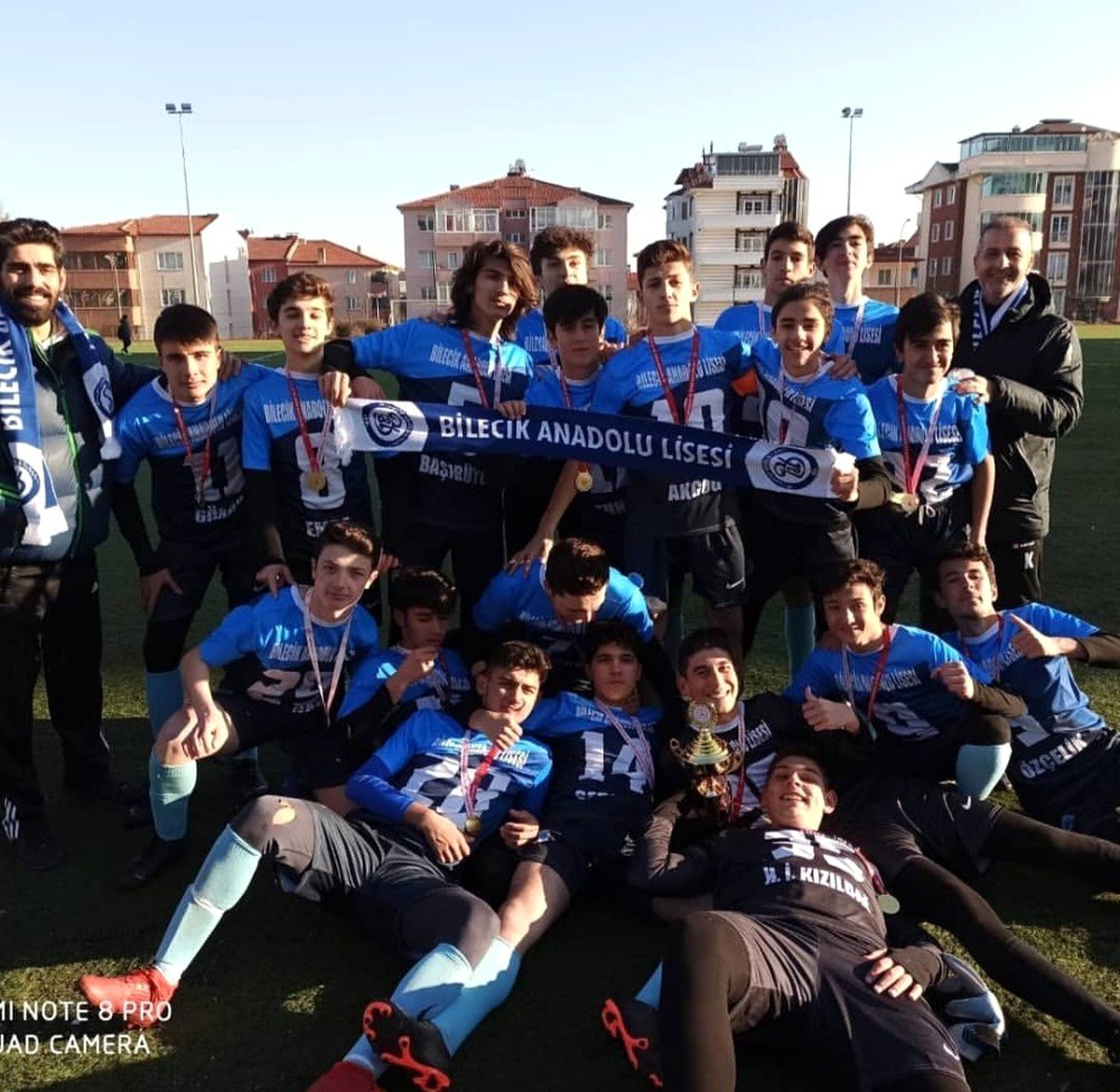 Liseler arası futbol turnuvasının şampiyonu 15 Temmuz Şehitler Anadolu Lisesi oldu
