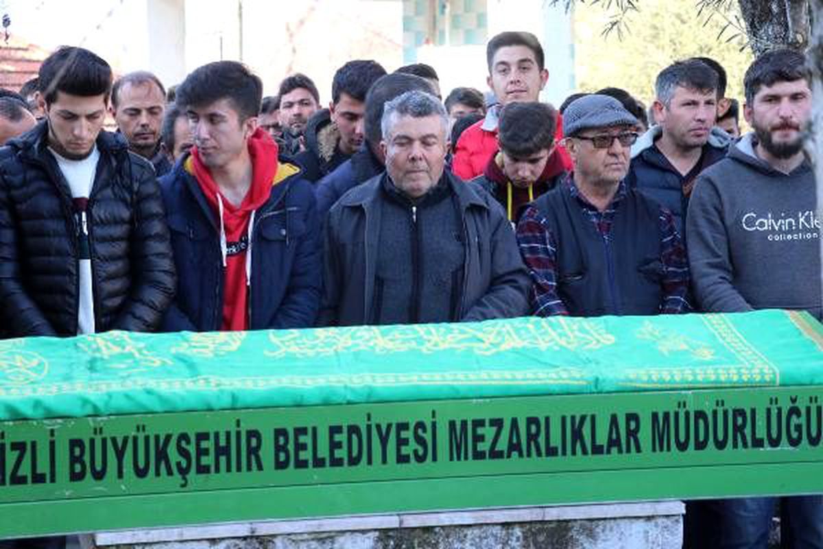 Liseli Kerem, toprağa verildi