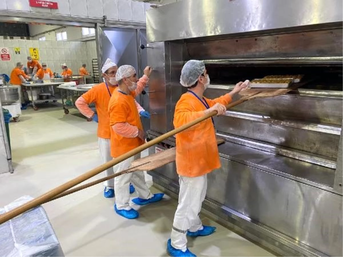 Maltepe Cezaevi\'nde günde 30 bin ekmek üretiliyor