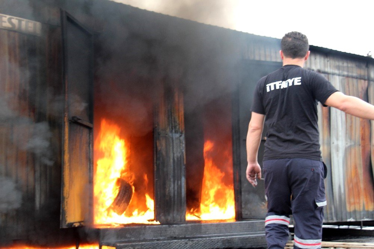 Manisa itfaiyesi 12 binden fazla olaya müdahale etti