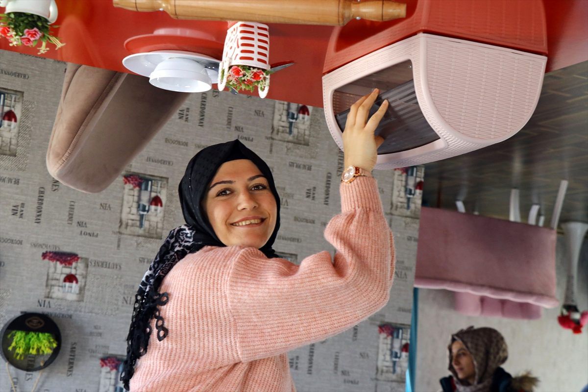Misafirlerinin başını döndüren "ters ev"ler yaygınlaşıyor