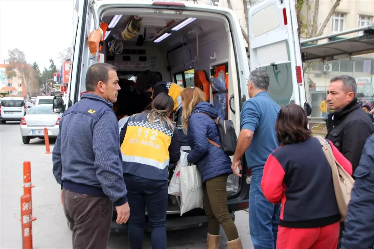 Serik\'te dördüncü kattan düşen kişi ağır yaralandı