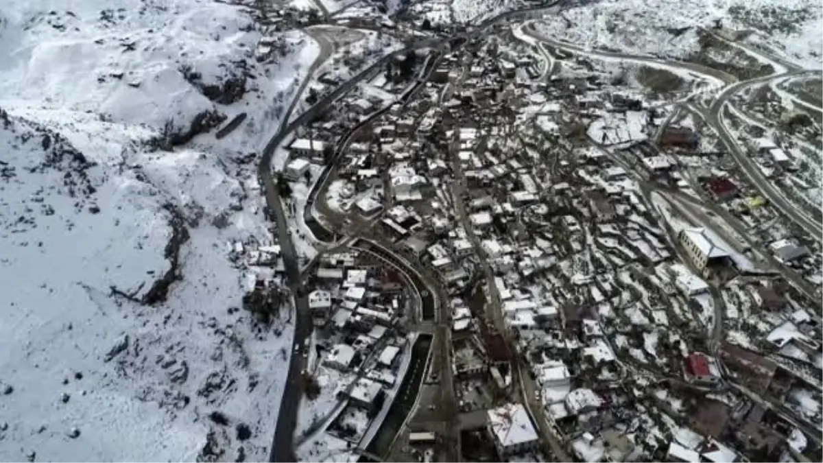 Tarihi yapılarıyla ünlü Sille\'de kış güzelliği - KONYA