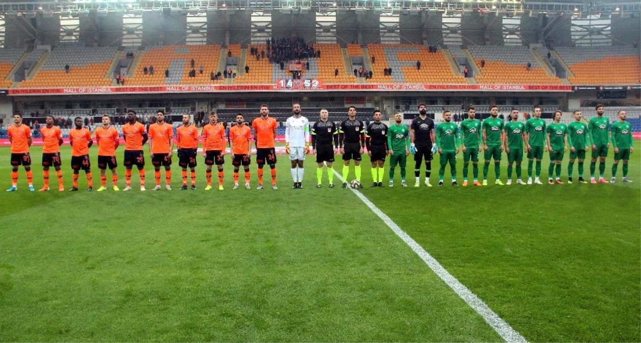 Ziraat Türkiye Kupası: Medipol Başakşehir: 0 - GMG Kırklarelispor: 0 (İlk yarı)