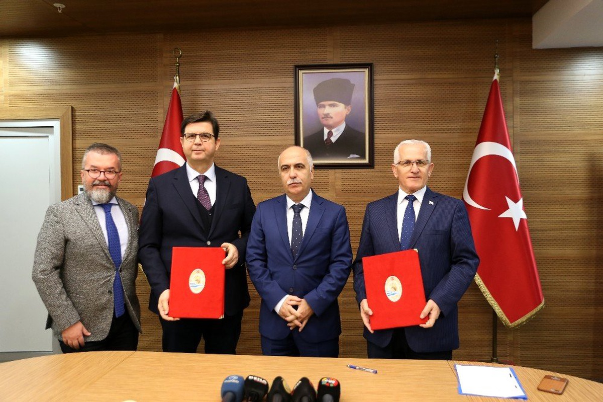 "5. Genç Mucitler Aranıyor İnovatif Fikirler Yarışması" için imzalar atıldı
