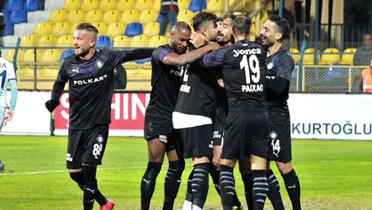 Altay transferde gaza bastı