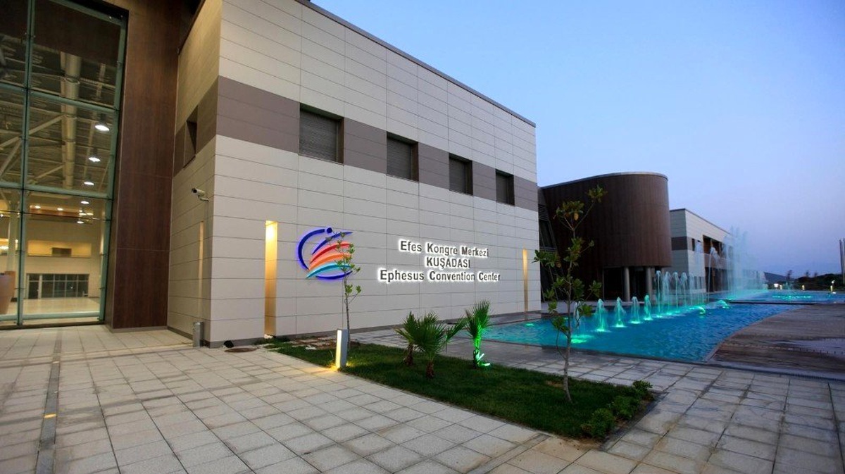 Avrupanın 3. büyük kongre merkezi başkan Ömer Günel\'in projesiyle yeniden canlanacak