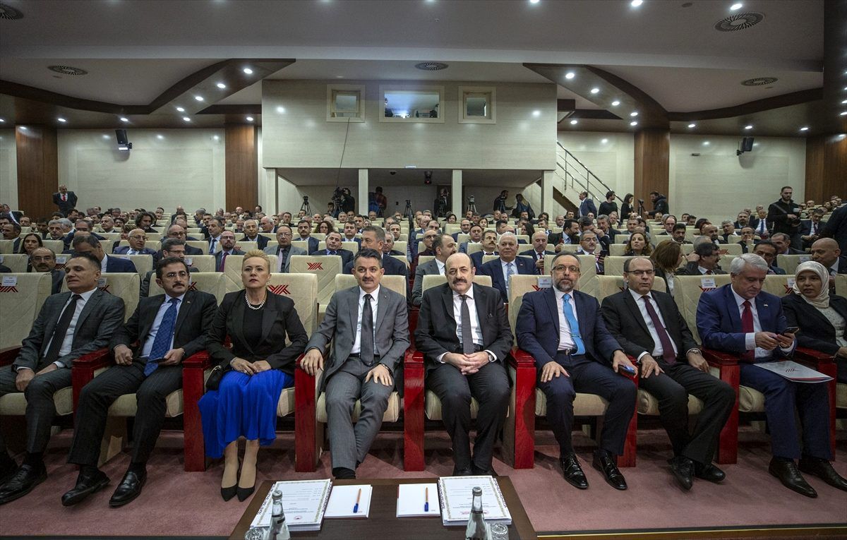 Bakan Pakdemirli\'den üniversite adaylarına burs müjdesi