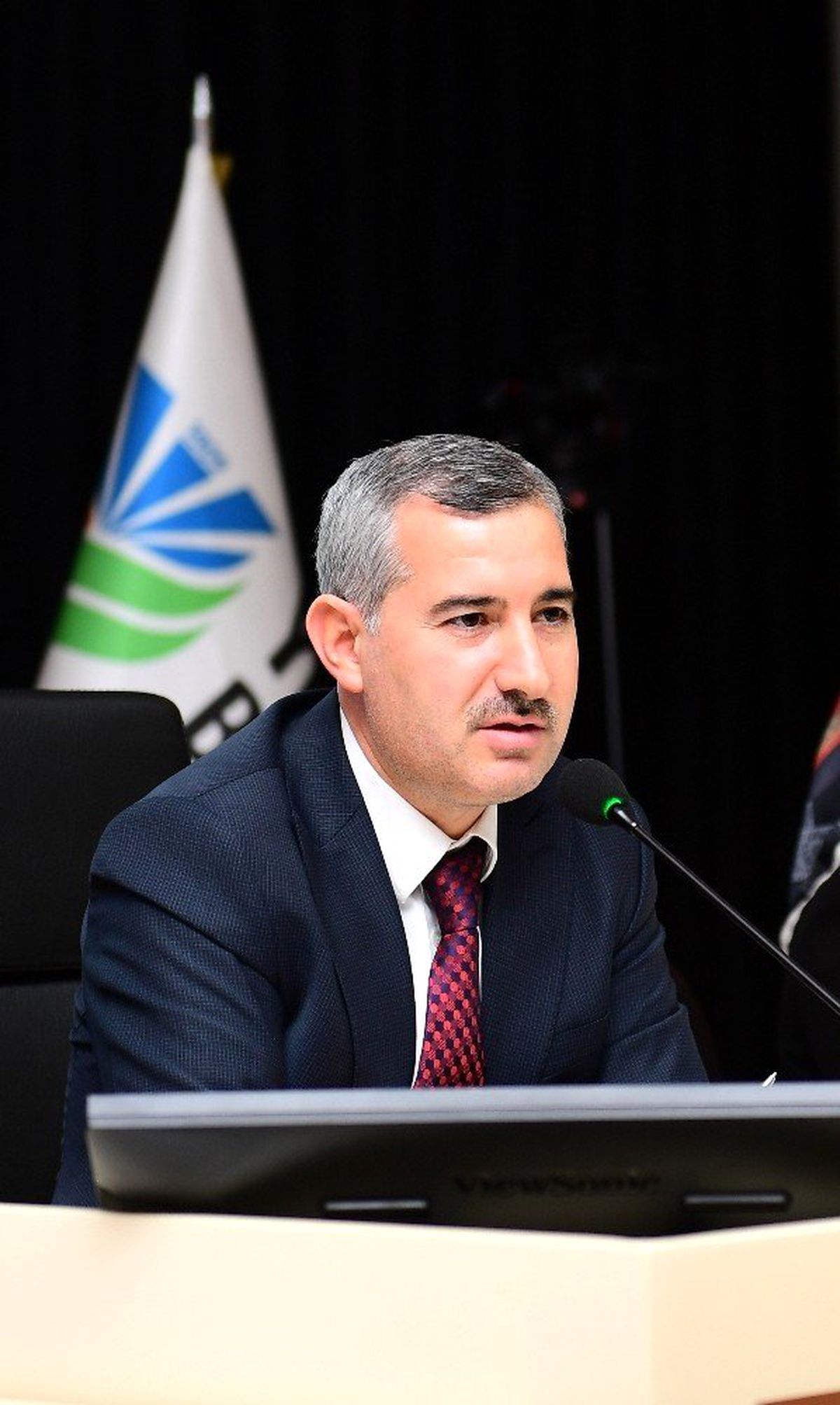 Başkan Çınar ödül için Paris\'e gitti