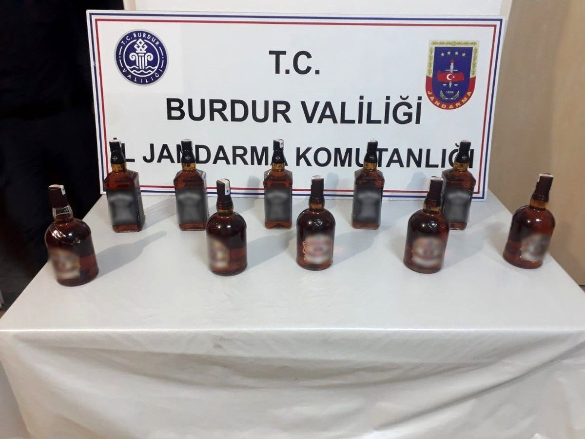 Burdur\'da kaçak içki operasyonu