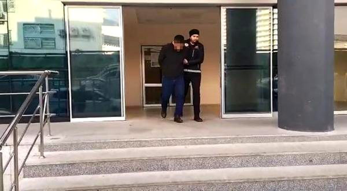 Bursa\'da narkotik ekipleri 16 kilogram esrar ele geçirdi (2)