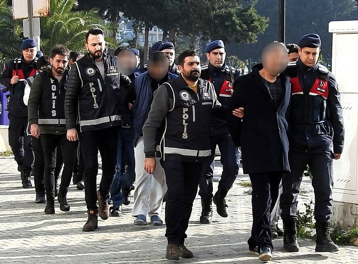 Çeşme\'de 11 kişinin öldüğü tekne faciasıyla ilgili 4 tutuklama