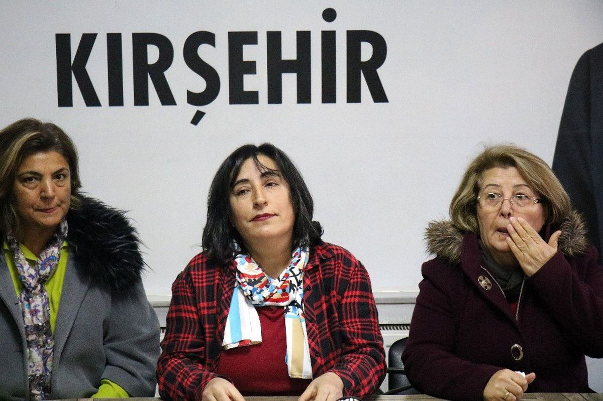 CHP\'li Başkan "Hakkımı helal etmiyorum" diyerek istifa etti