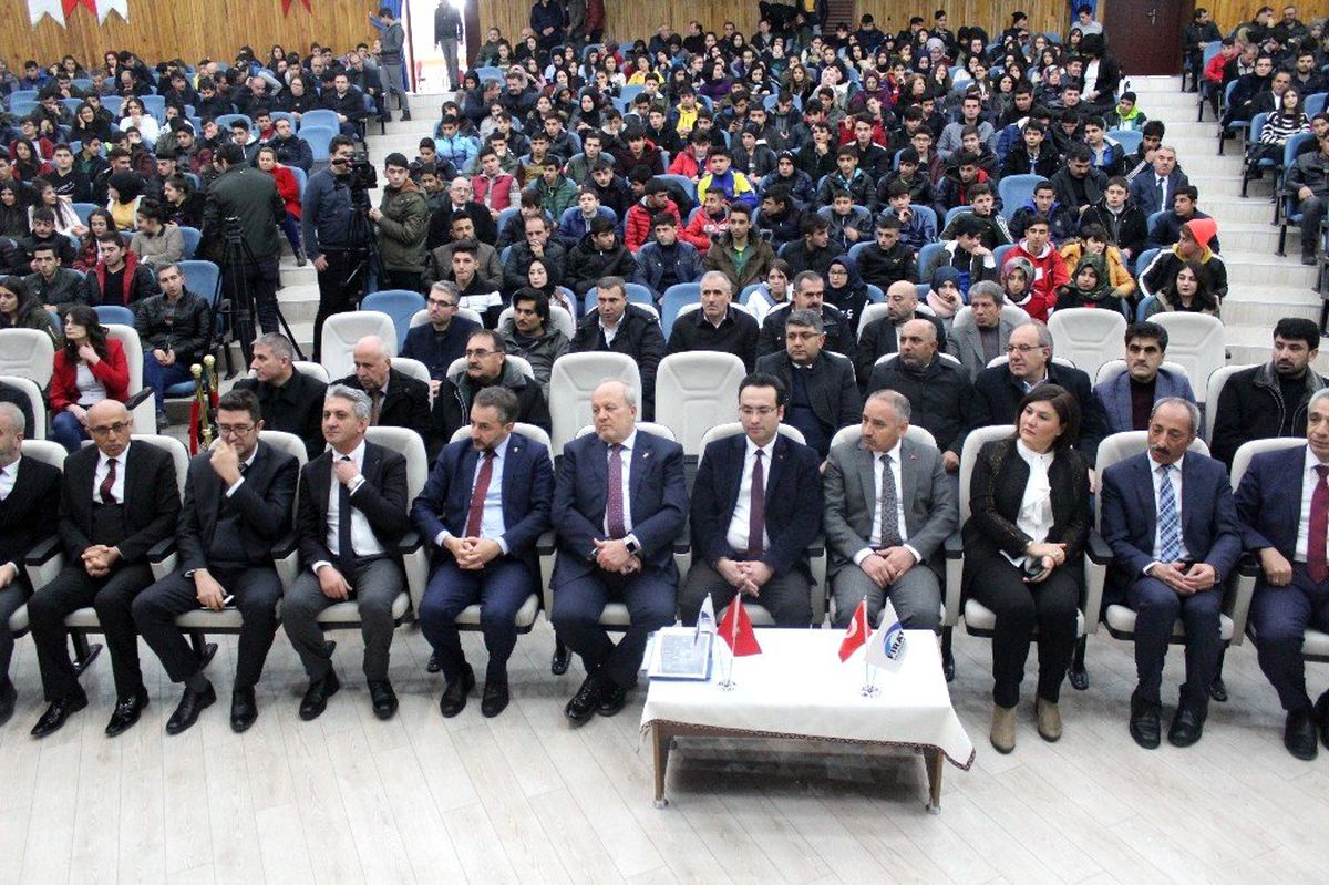 Elazığ\'da \'Mesleki Eğitim\' semineri