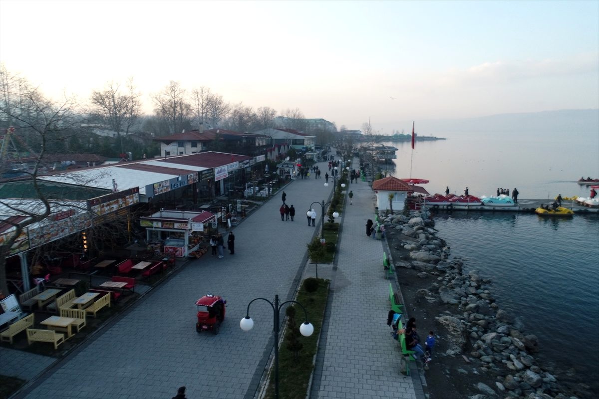 "İstanbul\'un arka bahçesi" yarıyıl sezonunda tatilcileri bekliyor