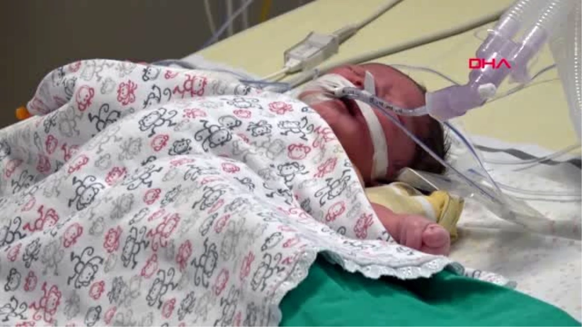 Konya muhammet ismail bebek, 100 dakika kalbi durdurularak ameliyat edildi