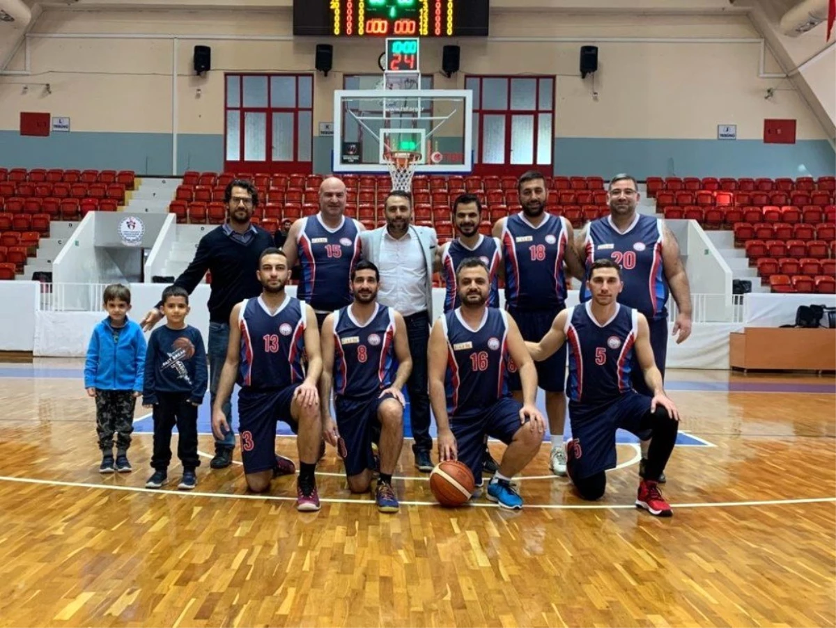 Mersin Barosu Basketbol Takımı Türkiye ikincisi oldu