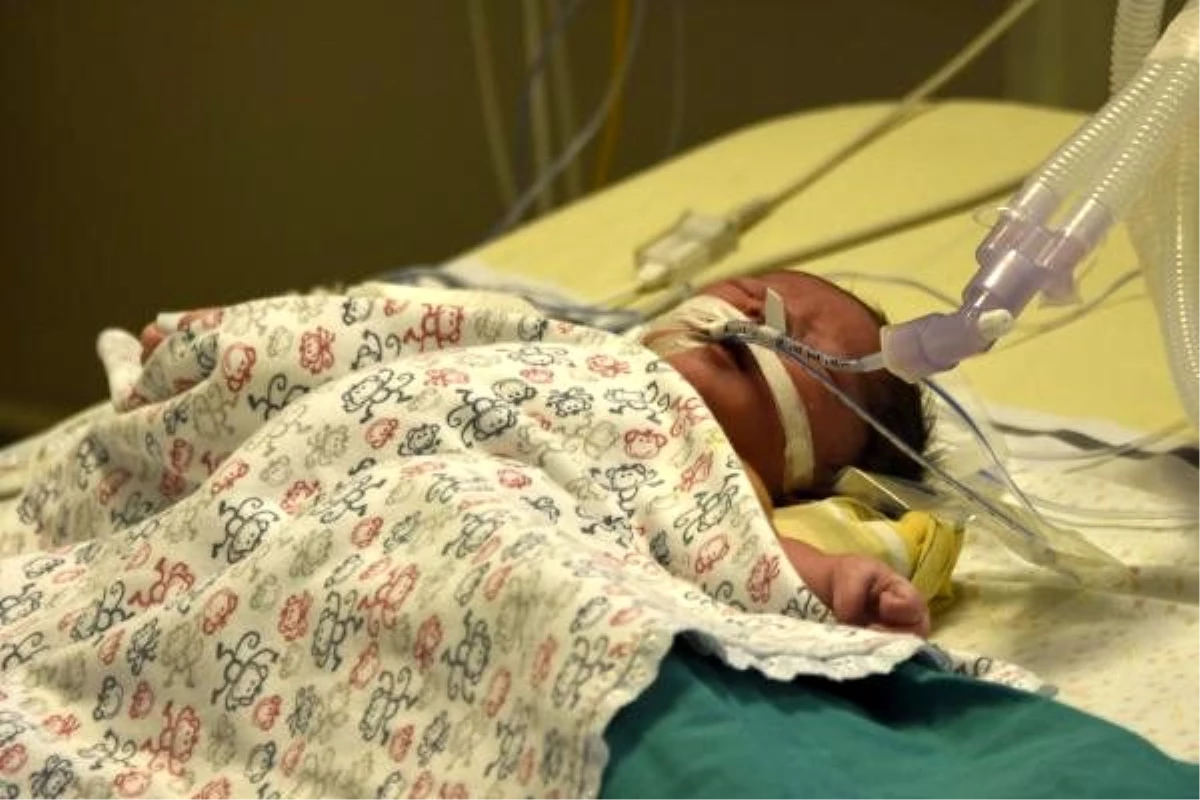 Muhammet İsmail bebek, 100 dakika kalbi durdurularak ameliyat edildi