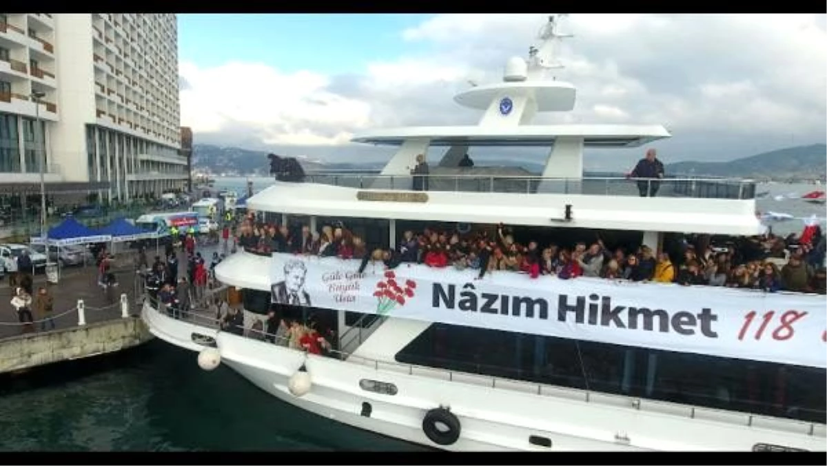 Nazım Hikmet Tarabya\'da karanfillerle anıldı