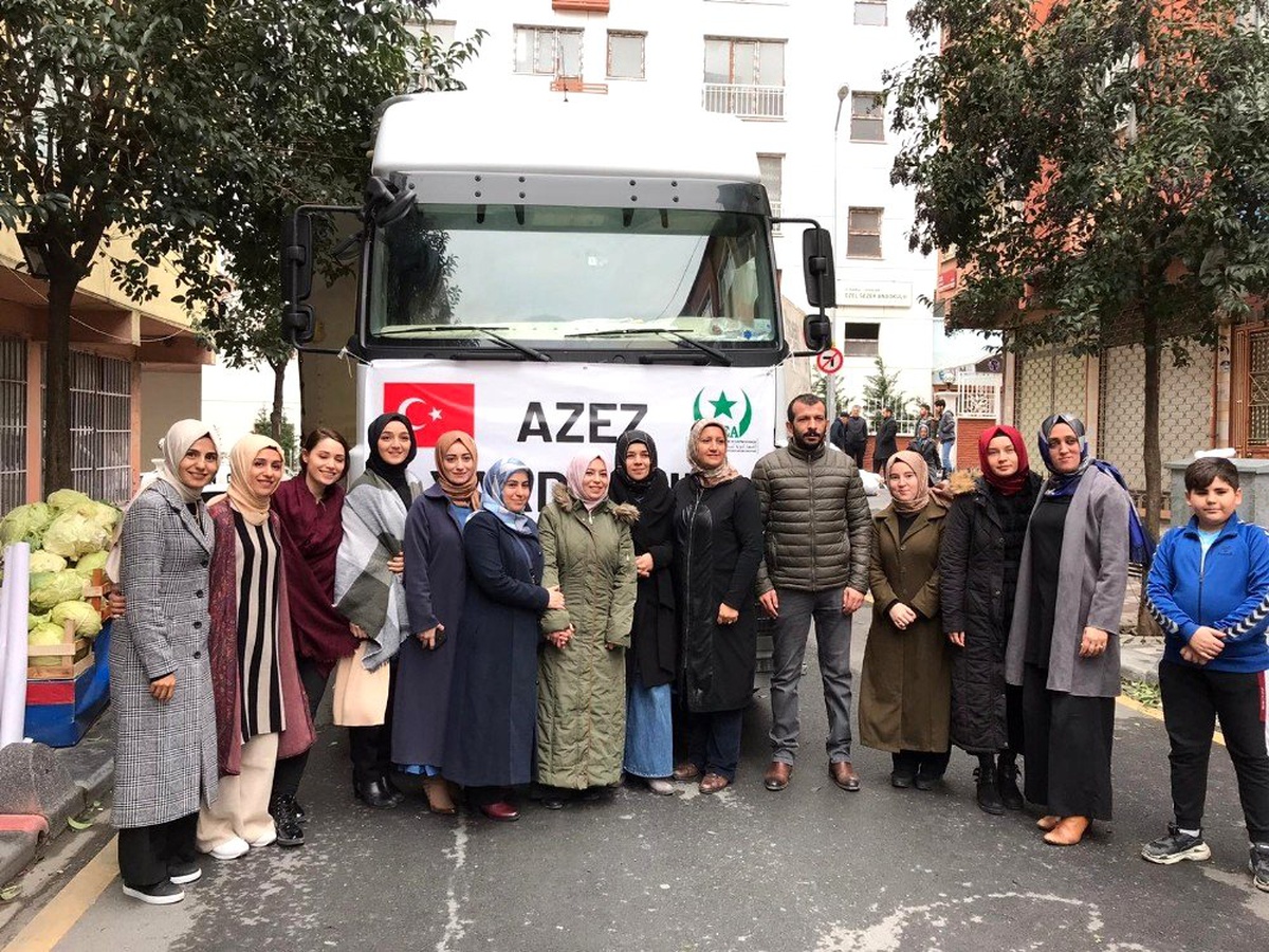 (Özel) Genç öğretmenlerin Suriyeli çocuklar için yardım çağrısı, dev bir kampanyaya dönüştü
