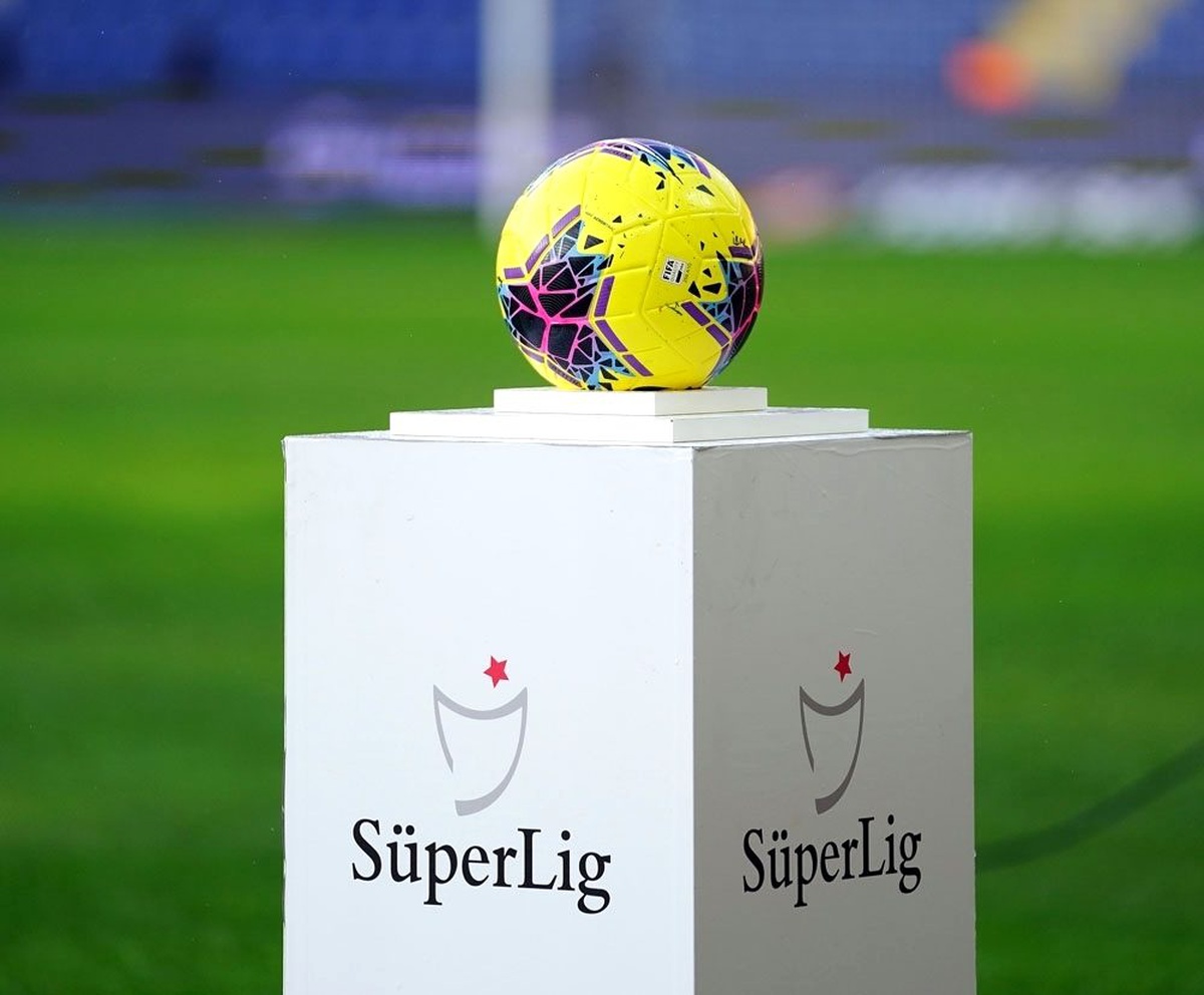 Süper Lig\'de 18. haftanın hakemleri belli oldu