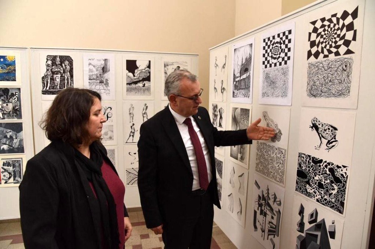 Trakya Üniversitesi Güzel Sanatlar Fakültesinden Keşan\'a sanatsal dokunuş