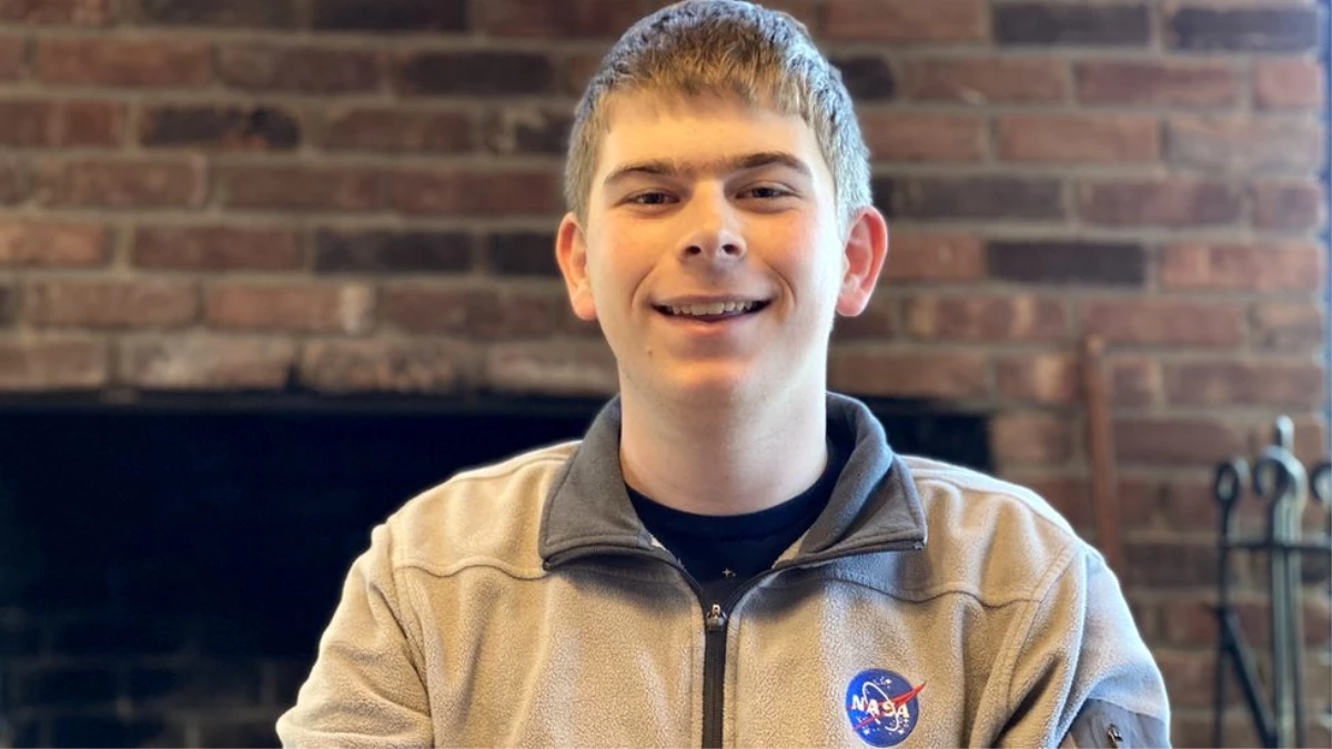 17 yaşındaki lise öğrencisi, NASA\'daki stajının üçüncü gününde gezegen keşfetti